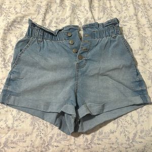 Paper bag Jean shorts never worn